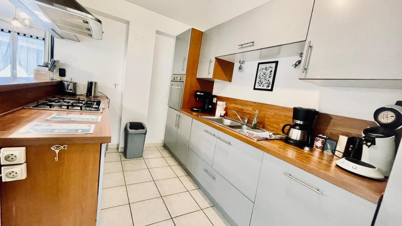 Maison Spacieuse A Deux Pas De La Plage Roscanvel Kültér fotó