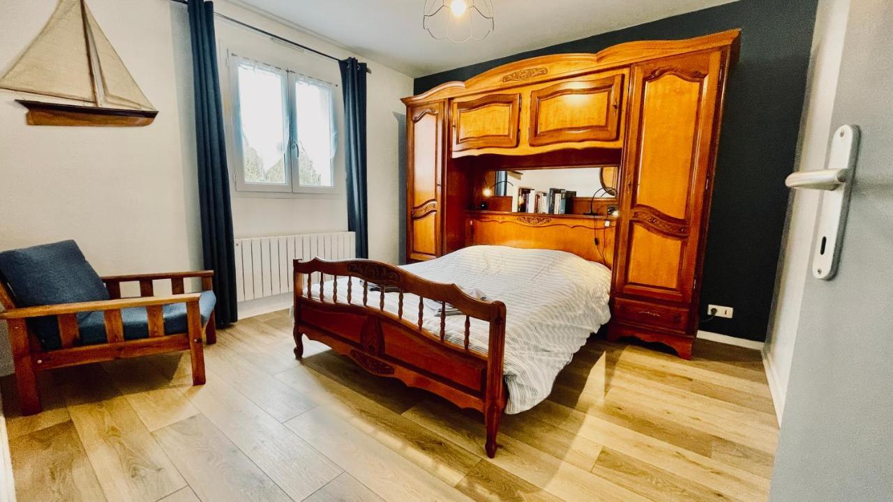 Maison Spacieuse A Deux Pas De La Plage Roscanvel Kültér fotó